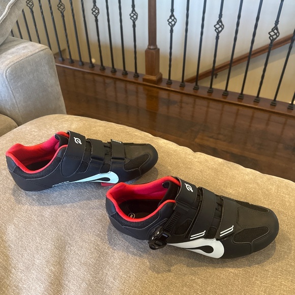 Peloton Shoes - Picture 2 of 6